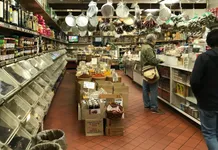 Top 11 grocery stores in Hell's Kitchen NYC