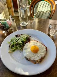 Top 15 brunch in Greenpoint NYC