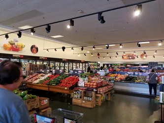 Best of 11 grocery stores in College Point NYC