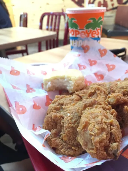 fried chicken Popeyes Louisiana Kitchen