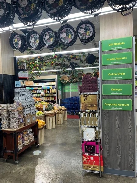 Top 10 grocery stores in Gramercy NYC