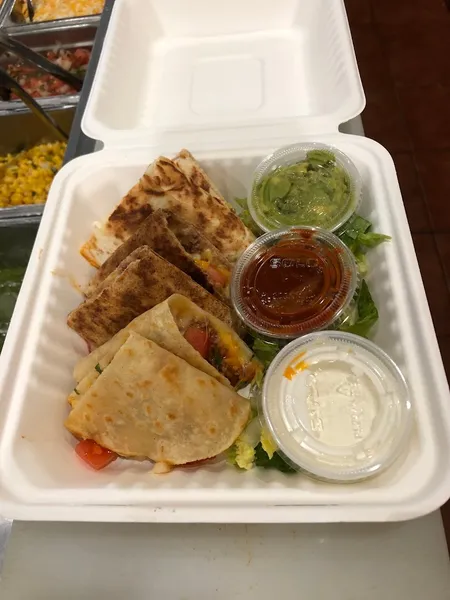 chicken quesadilla El Paso Mexican Grill 2