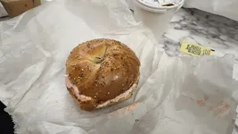 Best of 18 bagels in Midtown NYC