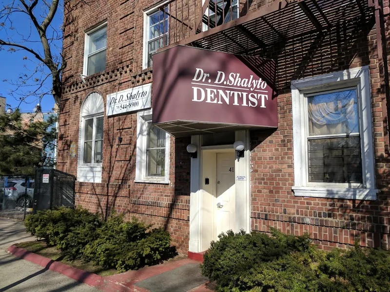 dental clinics Dr. Daniel Shalyto, DDS in Kew Gardens