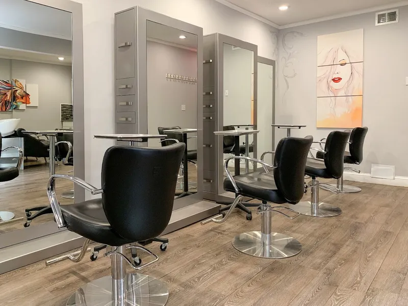 hair salons Di’Nostri Salon