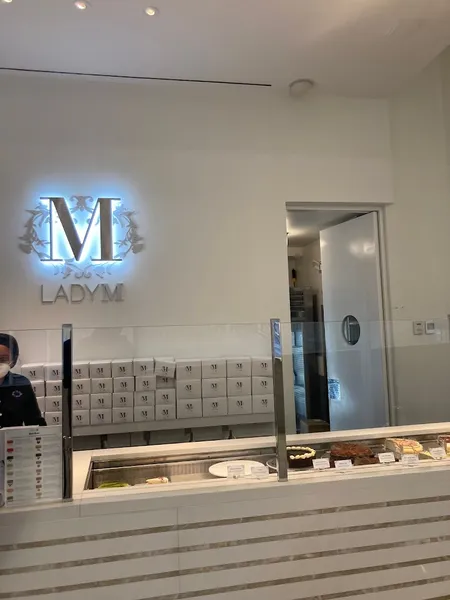 Lady M Cake Boutique - NY