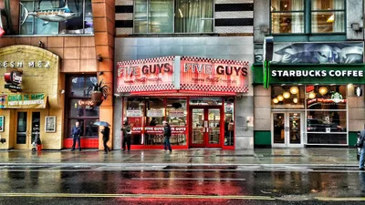 Top 12 fast food restaurants in Theater District NYC