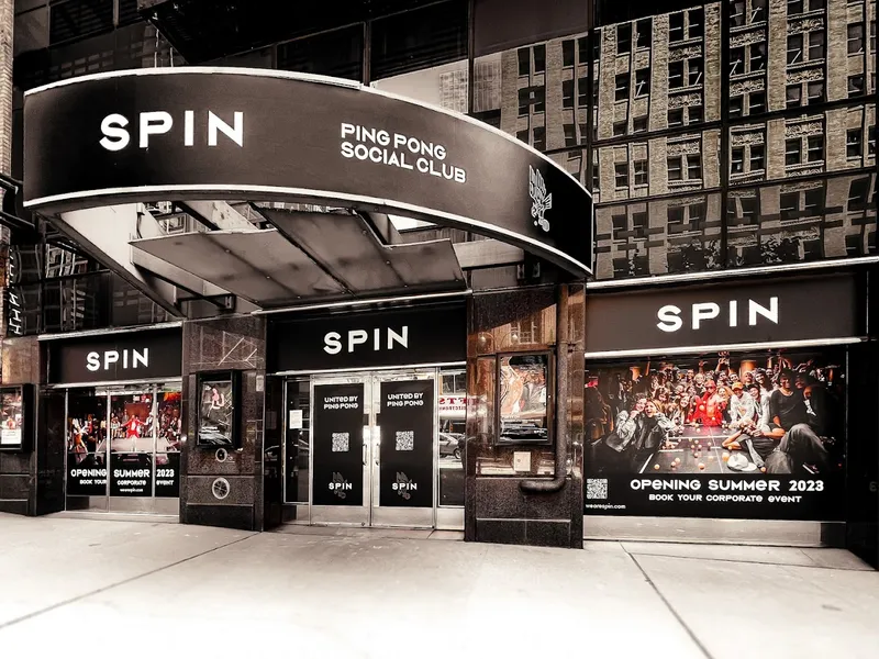 sports bars SPIN New York Midtown