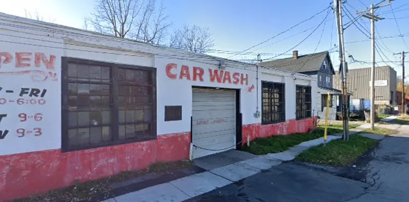 car wash Fast Eddy Hand Car Wash