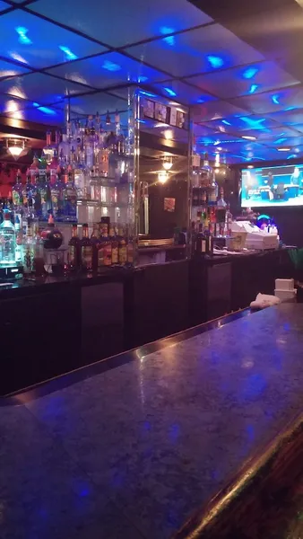 themed bars Underground Niteclub in North Delaware