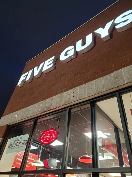 lunch restaurants Five Guys