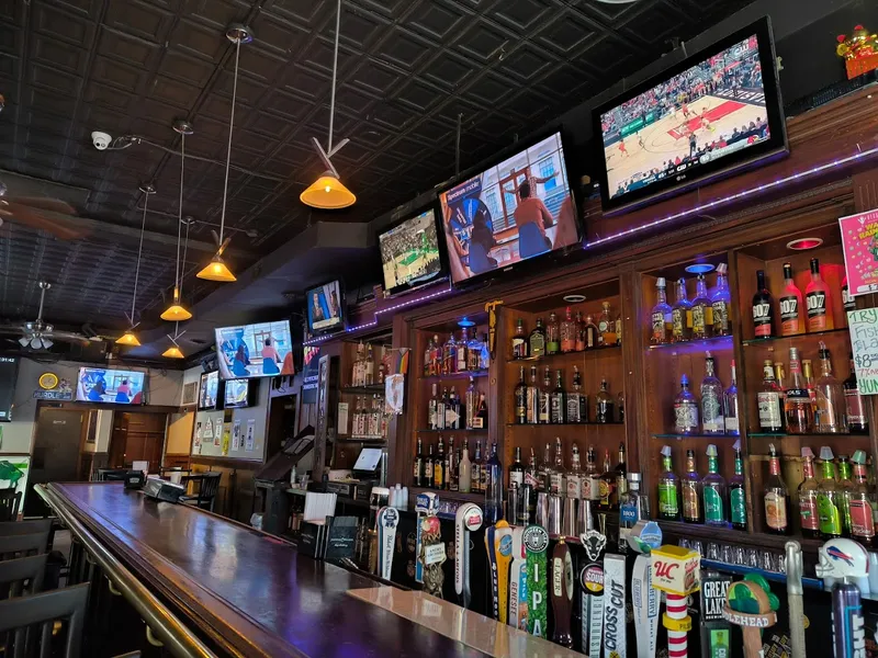 sports bars Thirsty Buffalo