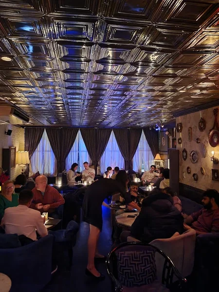Best of 10 bars in Two Bridges NYC