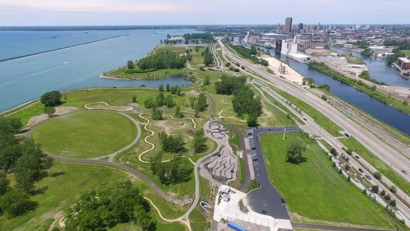 Kid-friendly bike trails Lakeside Bike Park