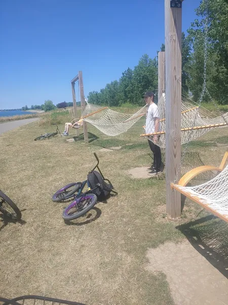 Kid-friendly bike trails Hammock Grove