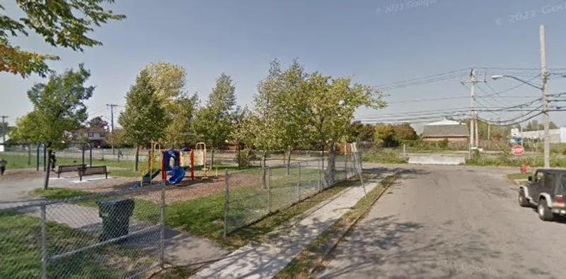 playgrounds Barrett Park