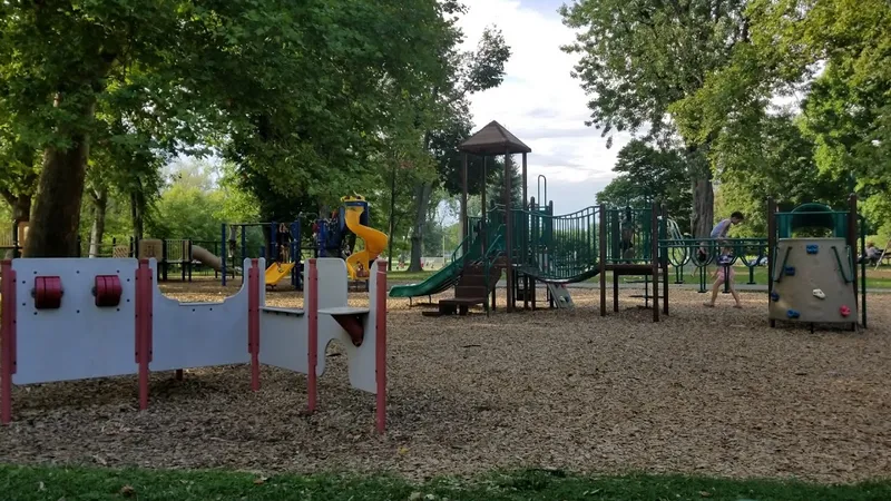 playgrounds Cazenovia Park