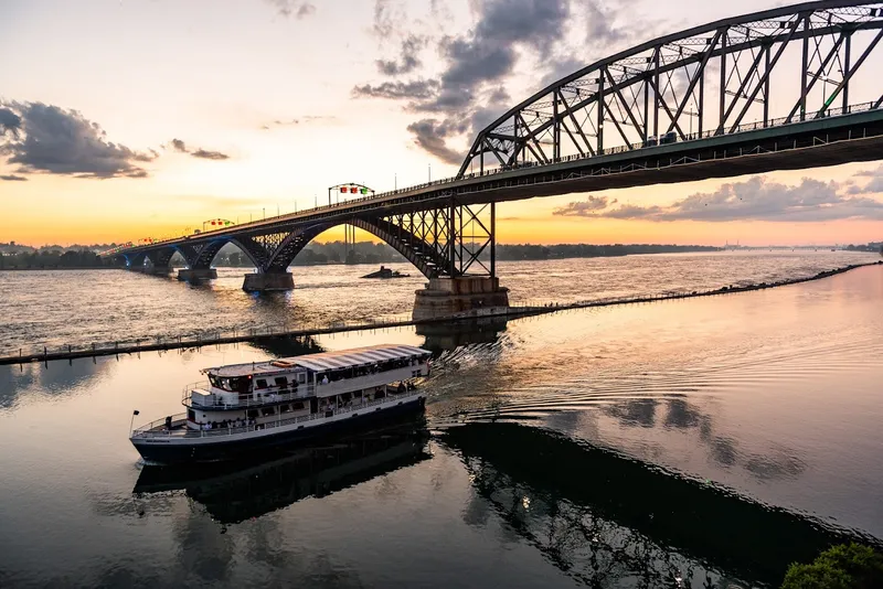 outdoor activities Buffalo Harbor Cruises | Miss Buffalo II