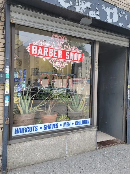 Libia's Barber Shop