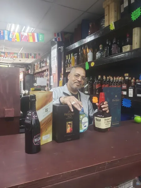 Rodriguez Wine & Liquor