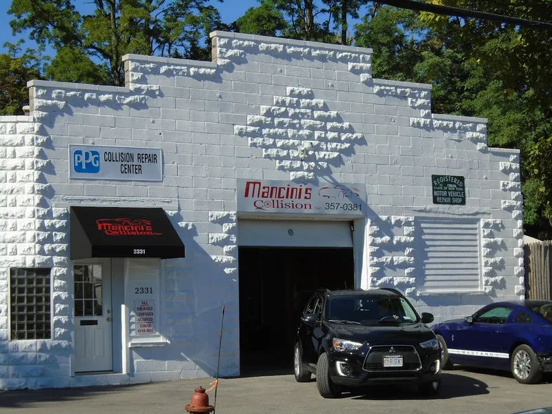 auto body shops Mancini's Auto Body