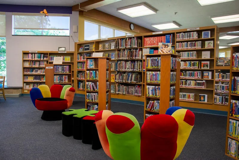 Libraries Soule Branch Library