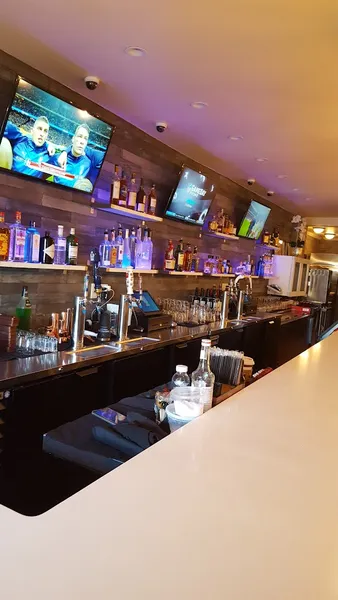 New Roc Social Bar & Lounge