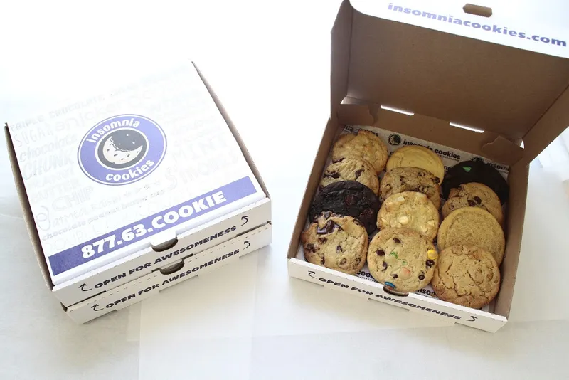 candy stores Insomnia Cookies