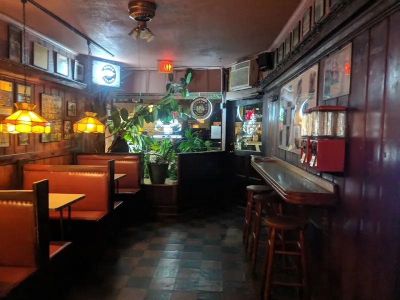 Pete's Cayuga Bar