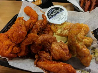 Top 16 buffalo wings in Ithaca