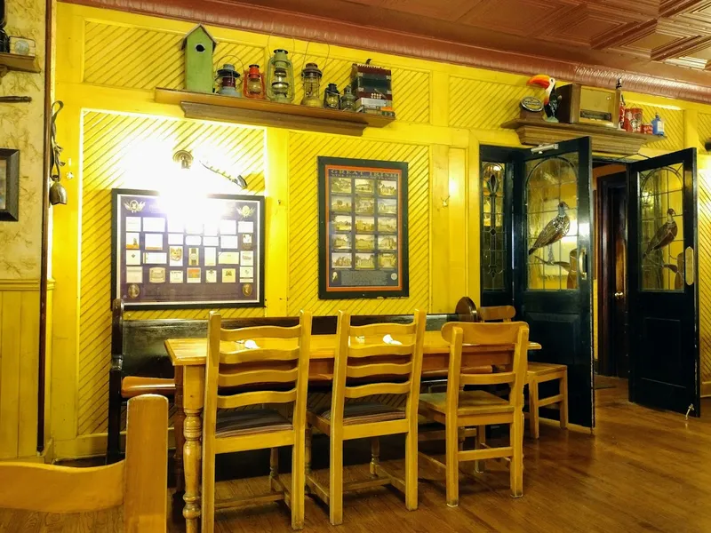 Kitty Hoyne's Irish Pub