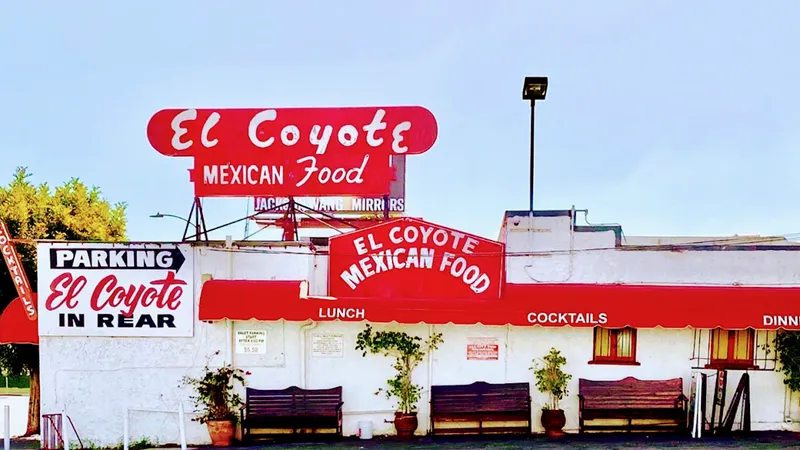 mexican restaurants El Coyote