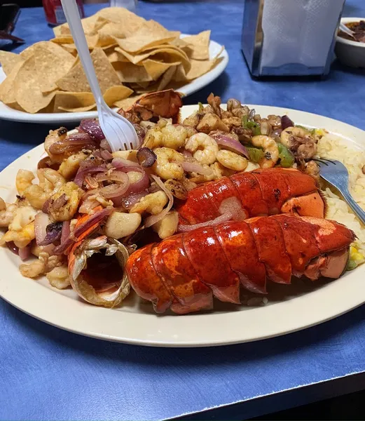 mexican restaurants Viva La Vida Mariscos