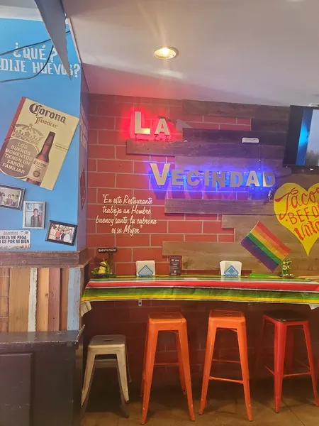 La Vecindad Neighborhood TACOS