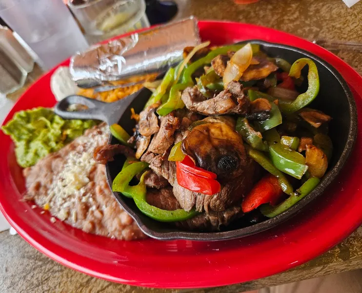 chicken fajitas Las Hadas Bar and Grill