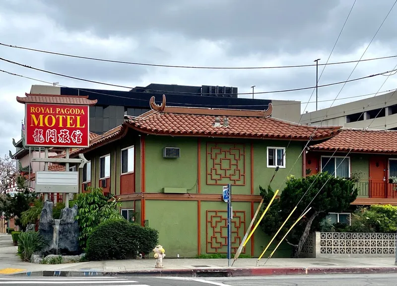 The Royal Pagoda Motel - Los Angeles