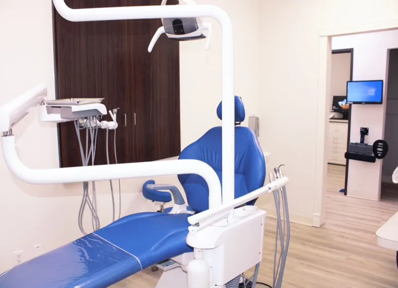 dental clinics Elegant Dental Center