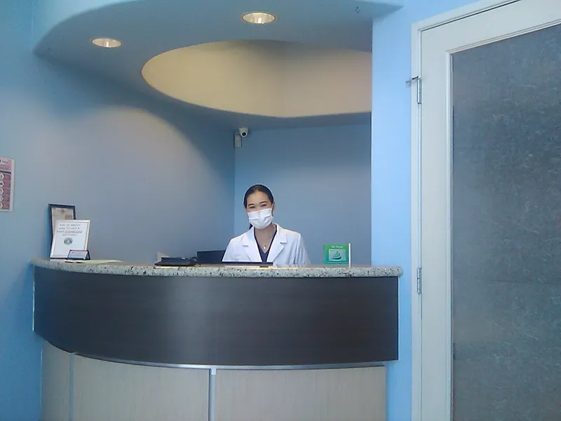 dental clinics iSmile NoHo