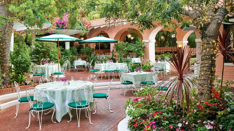 Hotels with restaurants The Beverly Hills Hotel