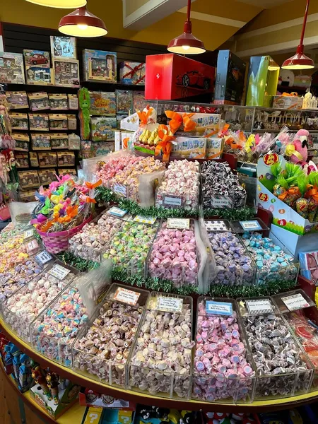 Fuzziwig's Candy Factory