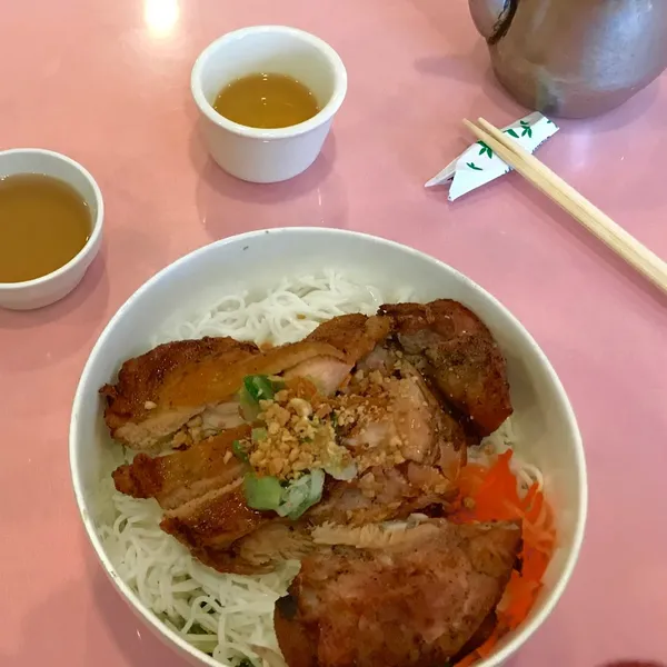 Y & Y Vietnamese Cuisine