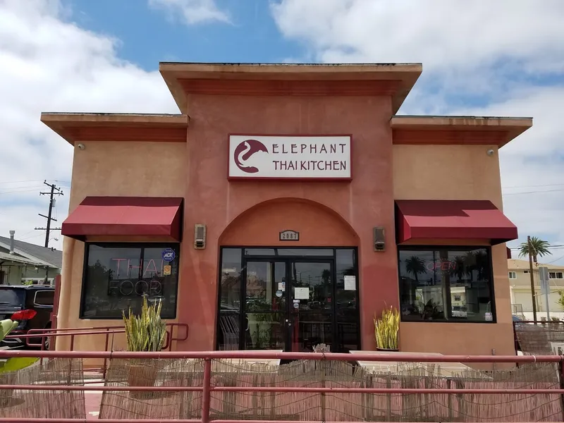 thai restaurants Elephant Thai Kitchen