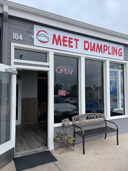 Dumplings restaurants Meet Dumpling