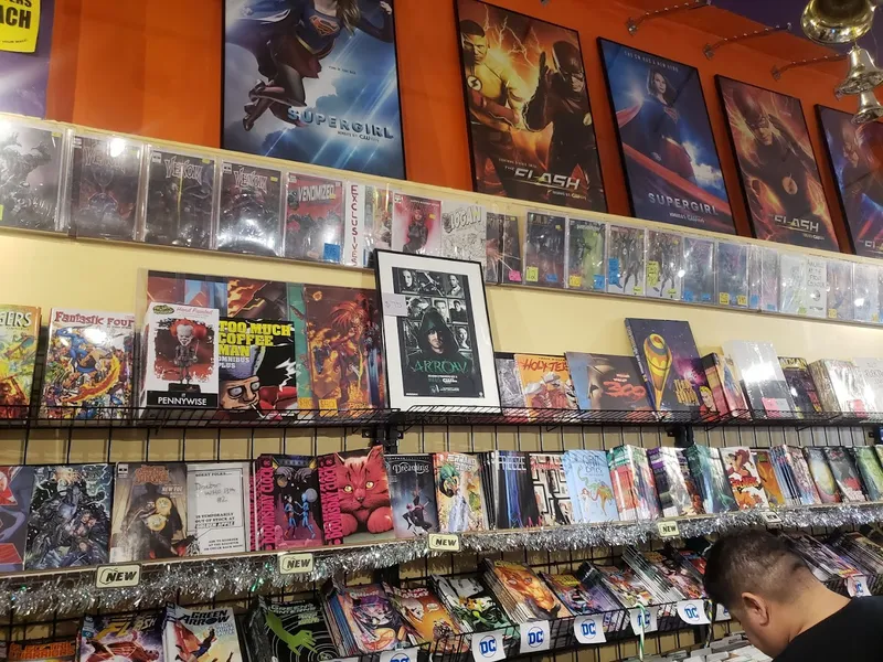 comic book stores Golden Apple Comics