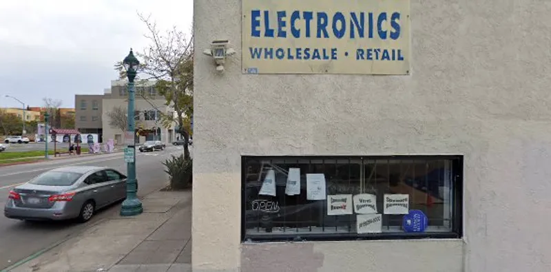 electronics stores Avenue Electronics