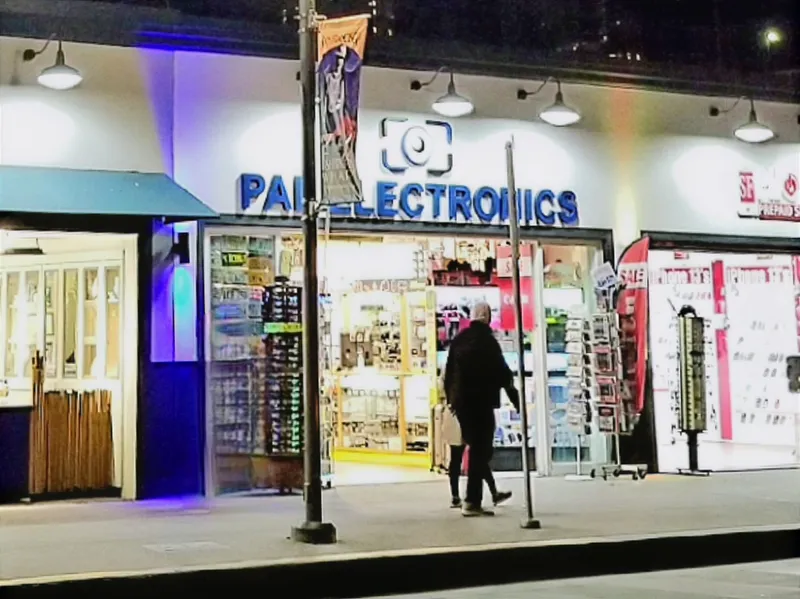 electronics stores Pal Electronics