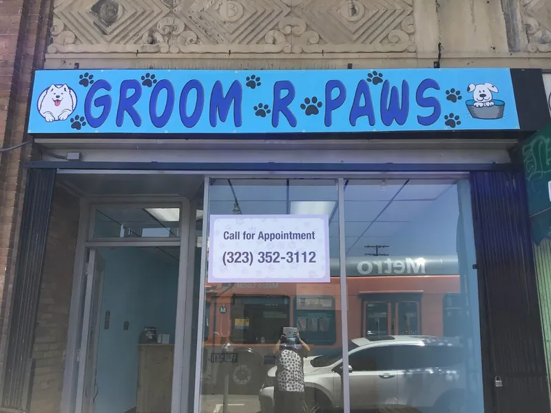 Groom R Paws
