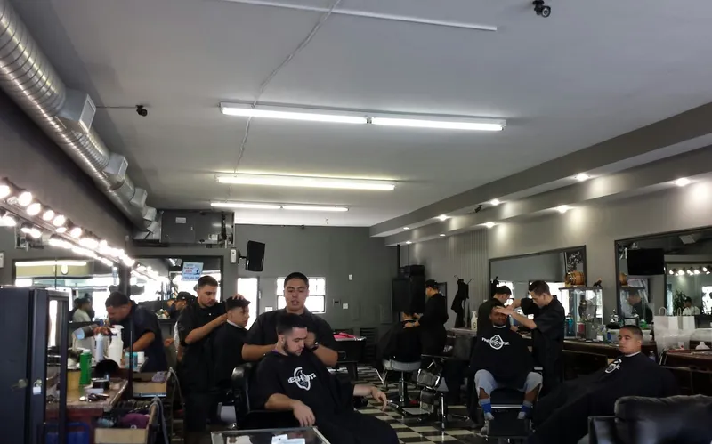 barber shops Fresh Kutz Barbershop