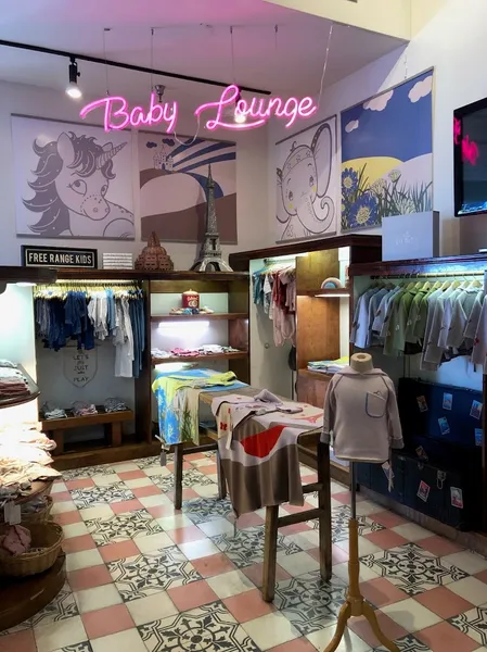 10 to 12 Baby Lounge