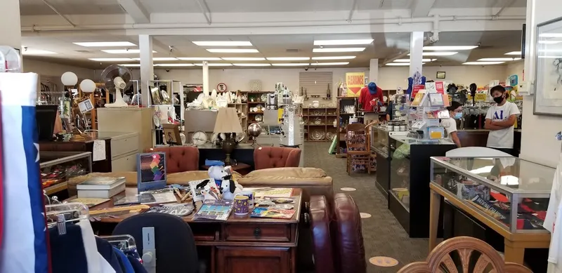 consignment shops Assistance League Thrift Boutique